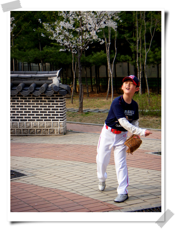 1104 baseball 04.jpg