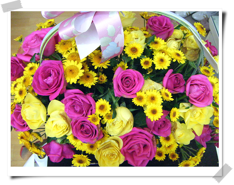 wedding flower basket.jpg